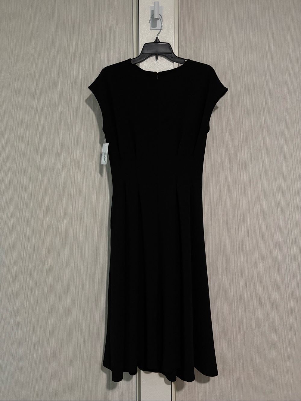 Nordstrom Black Cap-Sleeve Midi Dress